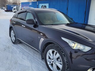 2017 Infiniti QX70, коричневый, 3600000 рублей, вид 3