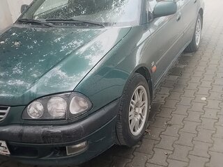 1998 Toyota Avensis I, зелёный, 300000 рублей, вид 1