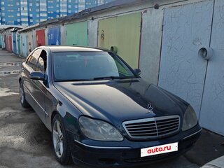 2000 Mercedes-Benz S-Класс 320 IV (W220), синий, 750000 рублей, вид 2