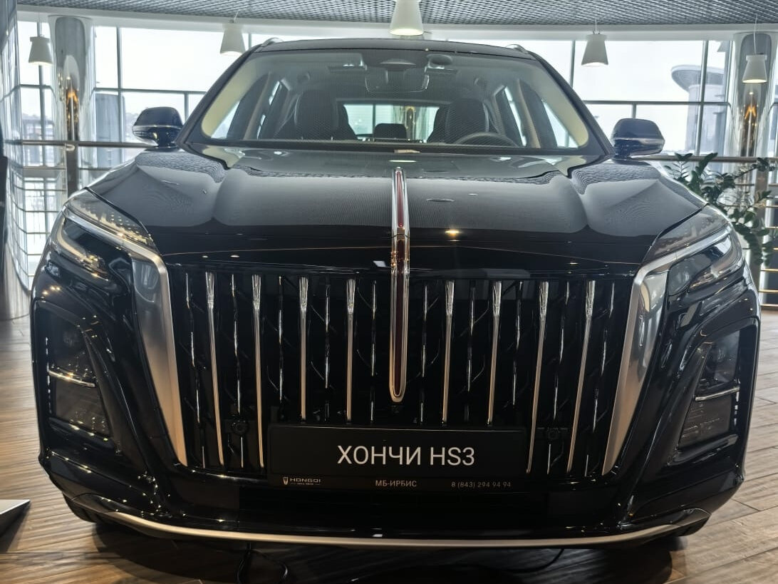 Открыть фотографии: Hongqi HS3