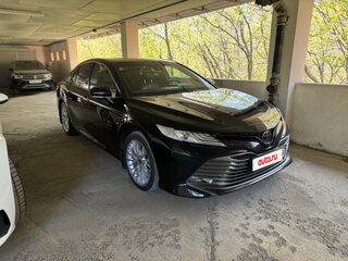 2021 Toyota Camry VIII (XV70), чёрный, 4550000 рублей, вид 5