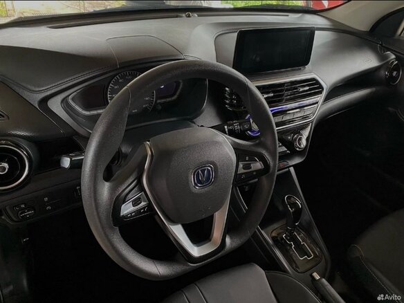2024 Changan Alsvin, серый, 1450000 рублей - вид 4
