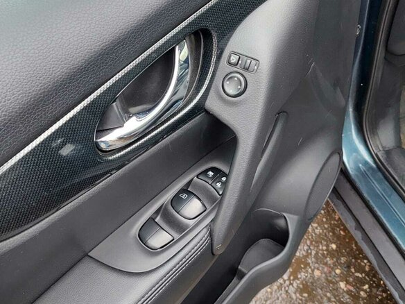 2015 Nissan X-Trail III, синий, 1800000 рублей - вид 9