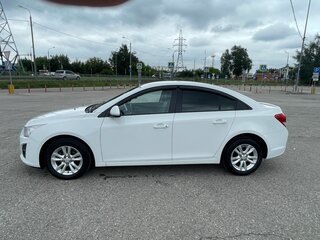 2014 Chevrolet Cruze I Рестайлинг, белый, 800000 рублей, вид 5