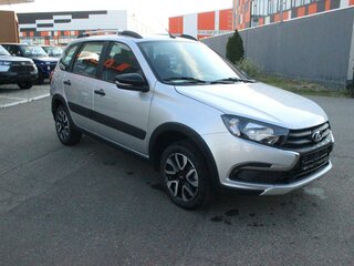 2026 Lada (ВАЗ) Granta Cross I Рестайлинг, серебристый, 1216000 рублей, вид 2