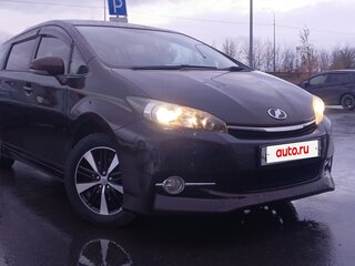 2016 Toyota Wish II Рестайлинг, пурпурный, 1800000 рублей, вид 1