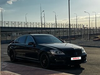 2008 Mercedes-Benz S-Класс 550 V (W221), чёрный, 1900000 рублей, вид 1