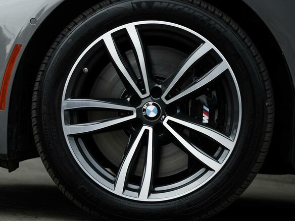 2021 BMW 7 серии Long 740Li xDrive VI (G11/G12) Рестайлинг, серый, 5400000 рублей - вид 7
