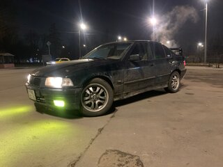 1996 BMW 3 серии 320i III (E36), зелёный, 470000 рублей, вид 2