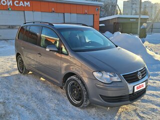 2008 Volkswagen Touran Cross I Рестайлинг, серый, 680000 рублей, вид 3