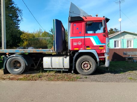 1989 Volvo FE, красный, 350000 рублей, вид 2