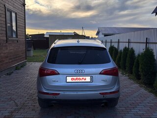 2010 Audi Q5 8tiptronic I (8R), серебристый, 900000 рублей, вид 3