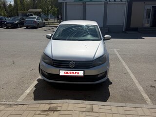 2017 Volkswagen Polo V Рестайлинг, серебристый, 1080000 рублей, вид 2