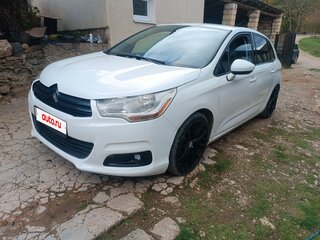 2011 Citroen C4 II, белый, 480000 рублей, вид 1