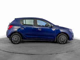 2018 Renault Sandero II Рестайлинг, синий, 1020000 рублей, вид 4
