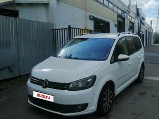 2011 Volkswagen Touran I Рестайлинг 2, белый, 750000 рублей, вид 1
