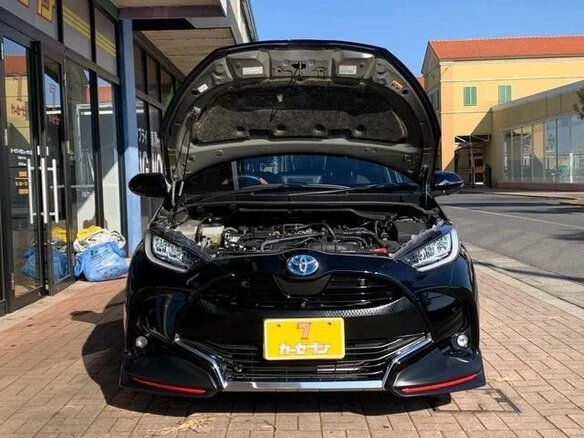 2022 Toyota Yaris IV, чёрный, 959027 рублей - вид 22