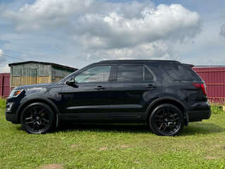 2016 Ford Explorer V Рестайлинг, чёрный, 2500000 рублей, вид 4