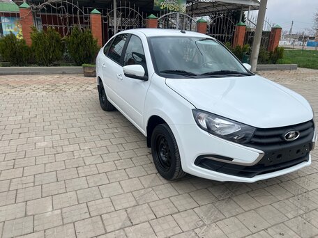 2025 Lada (ВАЗ) Granta I Рестайлинг, белый, 965000 рублей, вид 3