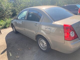 2010 Vortex Estina I, бежевый, 210000 рублей, вид 1