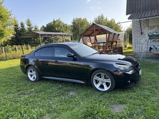 2007 BMW 5 серии 525d V (E60/E61) Рестайлинг, чёрный, 1350000 рублей, вид 3