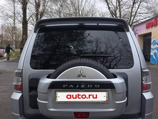 2011 Mitsubishi Pajero IV Рестайлинг 1, серебристый, 2100000 рублей, вид 5