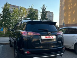 2017 Toyota RAV4 IV (XA40) Рестайлинг, чёрный, 2450000 рублей, вид 2