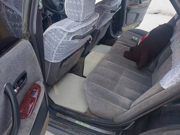 1997 Toyota Crown X (S150), синий, 800000 рублей - вид 8