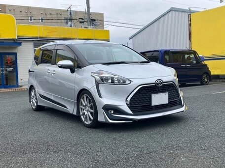 Toyota Sienta II Рестайлинг