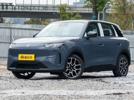 2026 Leapmotor A10 53 kWh, синий, 2350000 рублей, вид 2