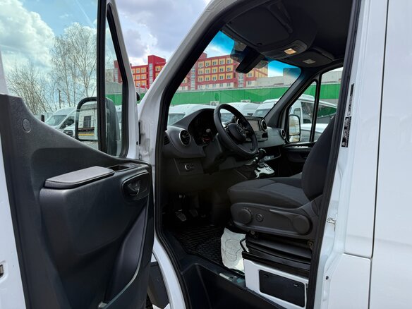 2025 Mercedes-Benz Sprinter, белый, 12900000 рублей - вид 12