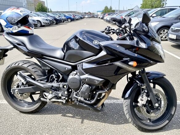 2011 Yamaha XJ6 (FZ6R), чёрный, 450000 рублей - вид 4