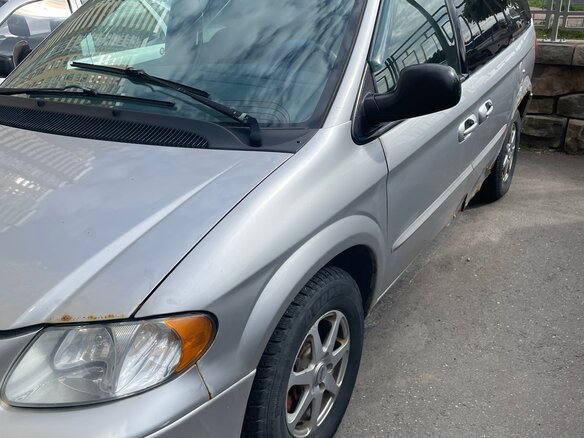2001 Dodge Caravan IV, серебристый, 227000 рублей - вид 8