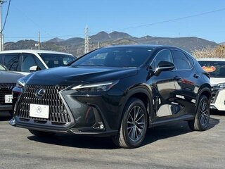 2025 Lexus NX 400h+ II, чёрный, 9151550 рублей, вид 3