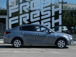 2019 Kia Rio IV, серый, 1470000 рублей, вид 5