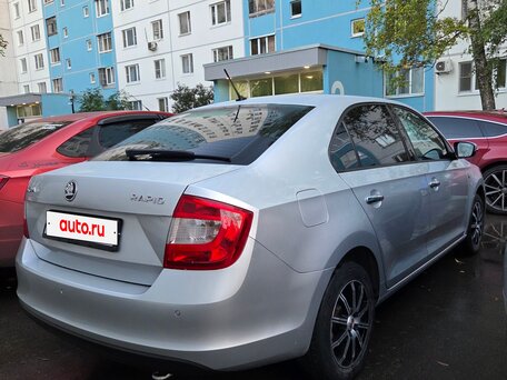 2016 Skoda Rapid I, серебристый, 998000 рублей, вид 4