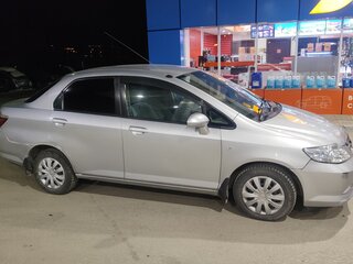 2006 Honda Fit Aria, серебристый, 370000 рублей, вид 4