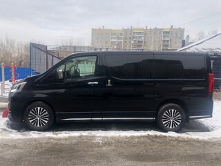2021 Toyota HiAce H300, чёрный, 6500000 рублей, вид 3