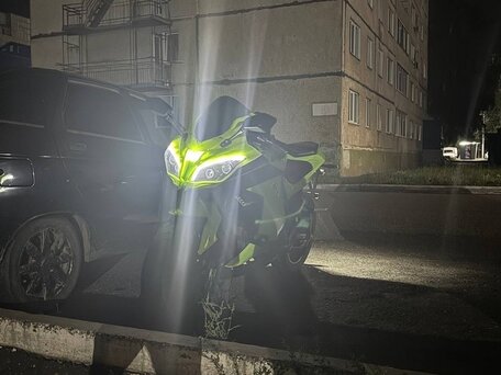 2023 Kawasaki Ninja 300, зелёный, 200000 рублей, вид 4