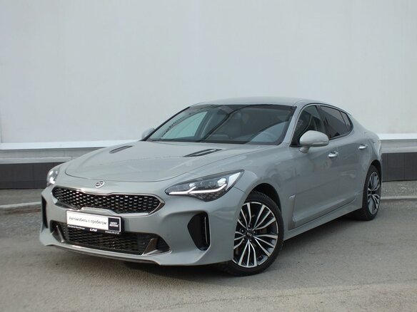 2018 Kia Stinger I, серый