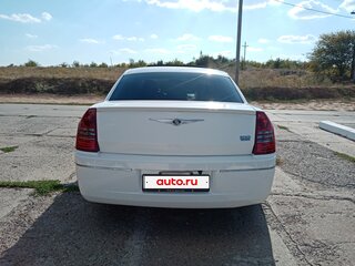 2005 Chrysler 300C I, белый, 2100000 рублей, вид 5