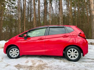 2013 Honda Fit III, красный, 1100000 рублей, вид 3