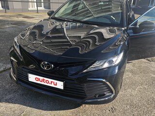 2021 Toyota Camry VIII (XV70) Рестайлинг, чёрный, 3333333 рублей, вид 1