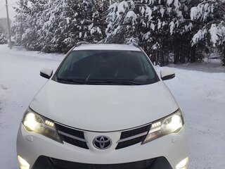 2013 Toyota RAV4 IV (XA40), белый, 1550000 рублей, вид 1
