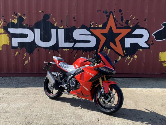 2026 Voge 525RR, красный, 577000 рублей - вид 1