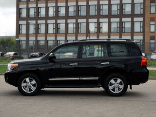 2014 Toyota Land Cruiser 200 Series Рестайлинг 1, чёрный, 4099999 рублей, вид 5