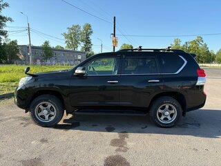 2011 Toyota Land Cruiser Prado 150 Series, чёрный, 2175000 рублей, вид 3