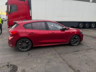 2022 Ford Focus IV Рестайлинг, красный, 2900000 рублей, вид 2