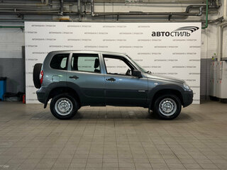 2016 Chevrolet Niva I Рестайлинг, серый, 599000 рублей, вид 4