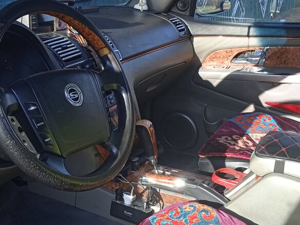 2001 SsangYong Rexton I, серый, 460000 рублей - вид 5